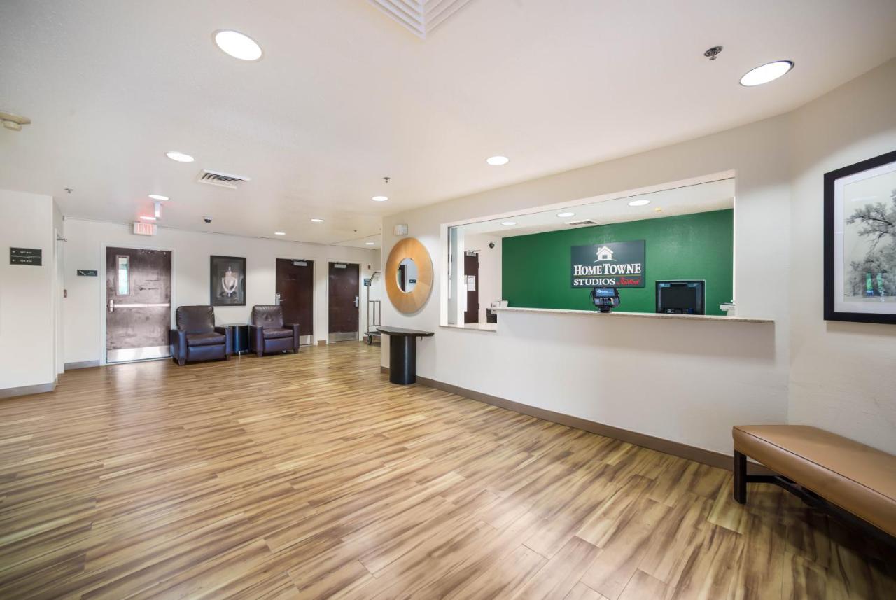 Hometowne Studios By Red Roof St. Louis - Airport/N Lindbergh Hazelwood Eksteriør bilde